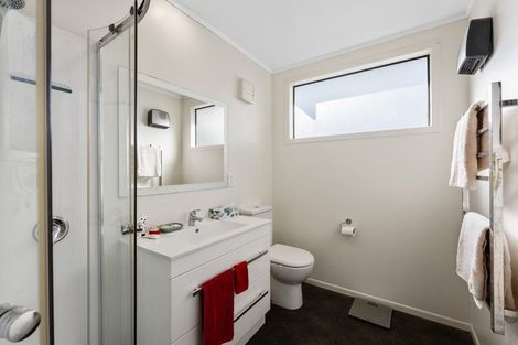 Photo of property in 97 Marine Parade, Paraparaumu Beach, Paraparaumu, 5032