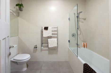 Photo of property in 553 River Road, Fairfield, Hamilton, 3214