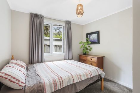 Photo of property in 125 Woodlands Park Road, Titirangi, Auckland, 0604