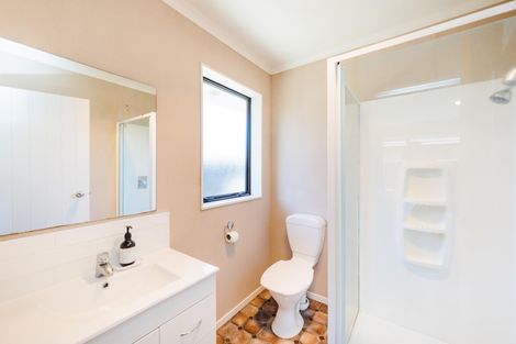 Photo of property in 4 Nevada Way, Kelvin Grove, Palmerston North, 4414