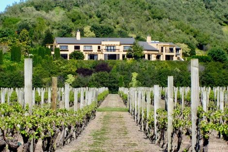 Photo of property in Beckenridge Lodge, 1 Breckenridge Lane, Puketapu, Napier, 4183