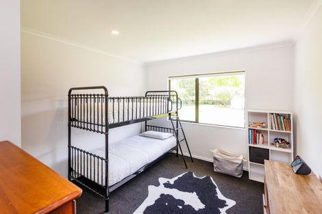 Photo of property in 1999 Longburn Rongotea Road, Longburn, Palmerston North, 4475