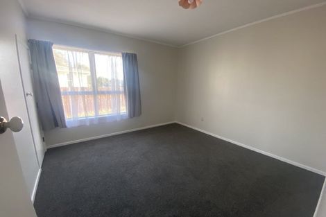 Photo of property in 58 Riverpark Crescent, Henderson, Auckland, 0610