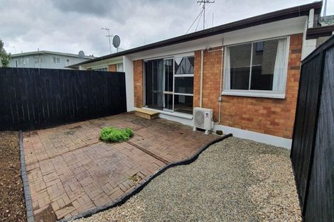 Photo of property in 3/28 Victoria Road, Papatoetoe, Auckland, 2025