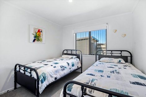 Photo of property in 20 Kowi Lakes Drive, One Tree Point, 0118