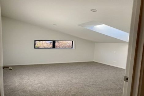 Photo of property in 77 Oregon Drive, Kelvin Heights, Queenstown, 9300