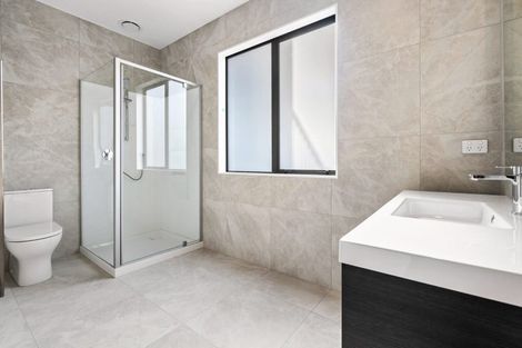 Photo of property in 30a Kukuwai Avenue, Red Beach, 0932