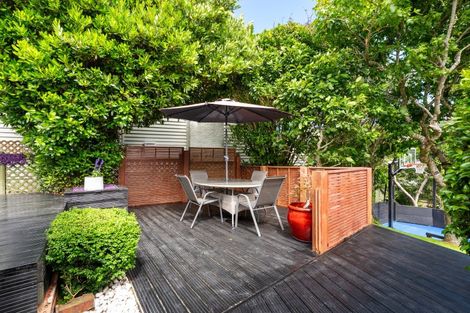 Photo of property in 12 Sunshine Avenue, Karori, Wellington, 6012