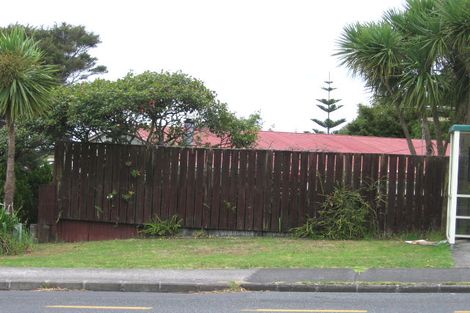 Photo of property in 13 Stanley Road, Glenfield, Auckland, 0629
