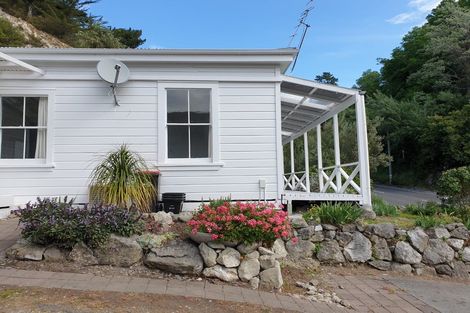 Photo of property in 165 Shakespeare Road, Bluff Hill, Napier, 4110