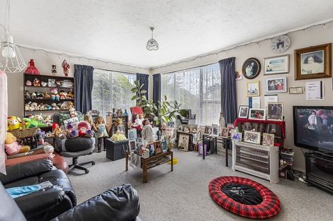 Photo of property in 13 Petherick Crescent, Johnsonville, Wellington, 6037