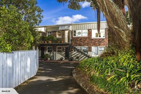 Photo of property in 1/198 Hurstmere Road, Takapuna, Auckland, 0622