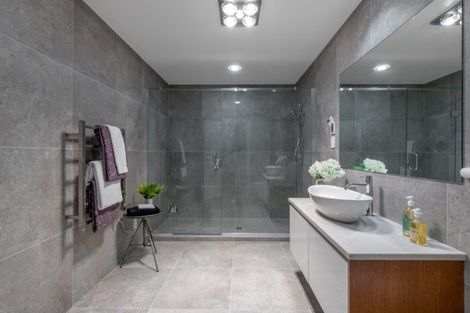 Photo of property in 51 Blacks Road, Greenhithe, Auckland, 0632