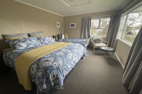 Photo of property in 14 Eruini Street, Waikanae Beach, Waikanae, 5036