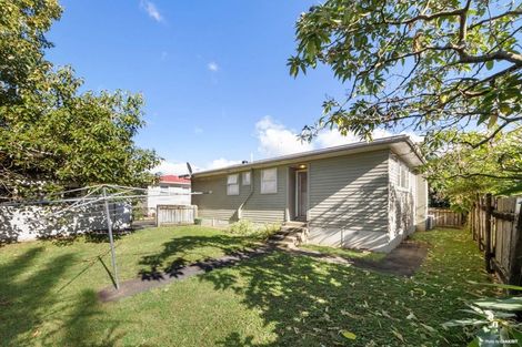 Photo of property in 39 Universal Drive, Henderson, Auckland, 0610