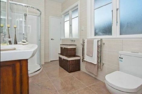 Photo of property in 57 Hayr Road, Three Kings, Auckland, 1042