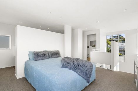 Photo of property in 2/20 Sycamore Drive, Sunnynook, Auckland, 0620