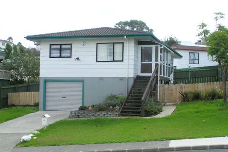 Photo of property in 44 Garton Drive, Massey, Auckland, 0614