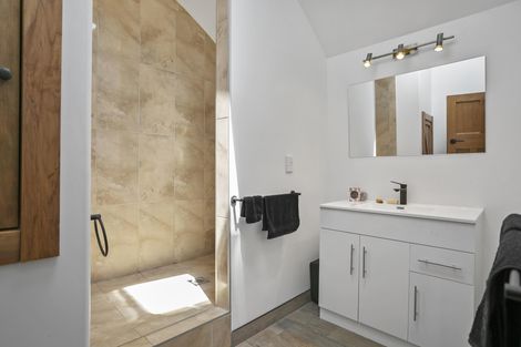 Photo of property in 124 Henry Watson Road, Matamata, 3472