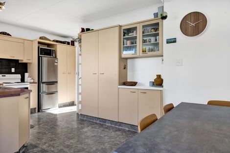 Photo of property in 351 South Road, Hawera, 4674