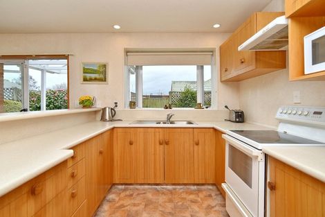 Photo of property in 2/23a Meadow Street, Papanui, Christchurch, 8052