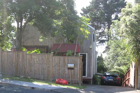 Photo of property in 26 Miraka Place, Birkenhead, Auckland, 0626