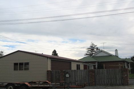Photo of property in 10 Lewin Street, Balclutha, 9230