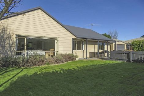 Photo of property in 35-37 Moa Street, Waikiwi, Invercargill, 9810
