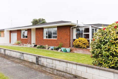 Photo of property in 1a Panako Place, Awapuni, Palmerston North, 4412