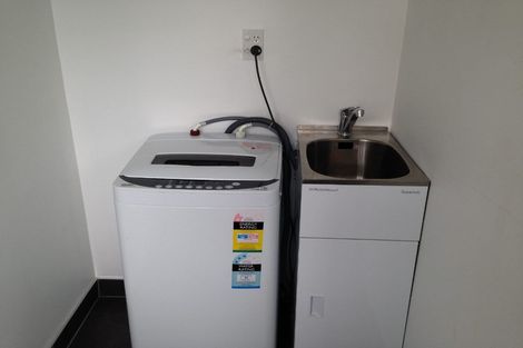 Photo of property in 17b Bradshaw Terrace, Riccarton, Christchurch, 8011