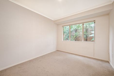 Photo of property in 6 Dairyland Drive, East Tamaki Heights, Auckland, 2016