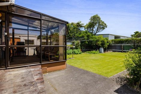 Photo of property in 5 Caplen Street, Hawera, 4610