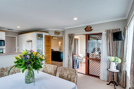 Photo of property in 28 Balmoral Street, Taradale, Napier, 4112