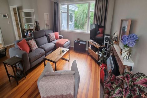 Photo of property in 8 Anderson Terrace, Mount Cook, Wellington, 6021