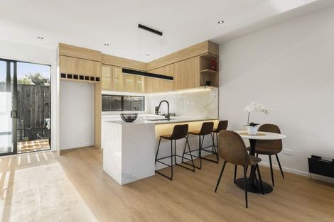 Photo of property in 125 Ridge Road, Howick, Auckland, 2014