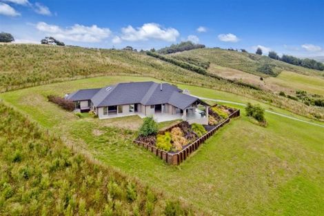 Photo of property in 55 Hartway Grove, Coatesville, 0792