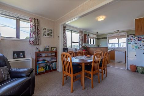 Photo of property in 32 Piko Street, Titahi Bay, Porirua, 5022