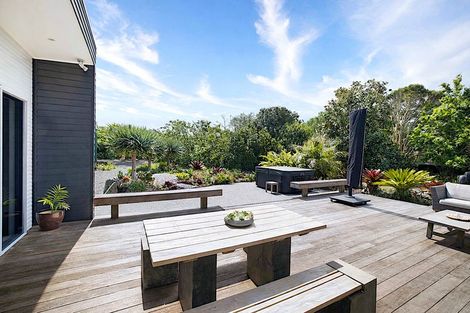 Photo of property in 36 Kahurangi Drive, Mangawhai, Kaiwaka, 0573