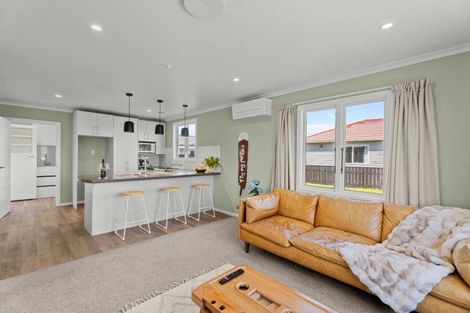 Photo of property in 8 Grey Street, Waitara, 4320