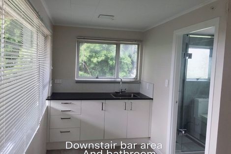 Photo of property in 26 Tawhana Crescent, Red Beach, 0932
