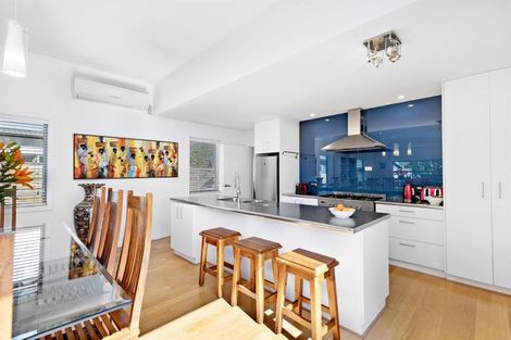 Photo of property in 18 Redfern Terrace, Arthurs Point, Queenstown, 9371