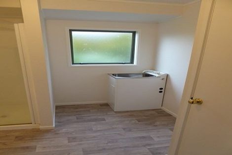 Photo of property in 12a Seaton Road, Murrays Bay, Auckland, 0630