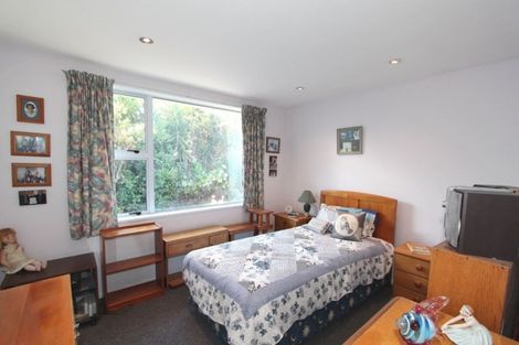 Photo of property in 33 Donnington Street, Parklands, Christchurch, 8083