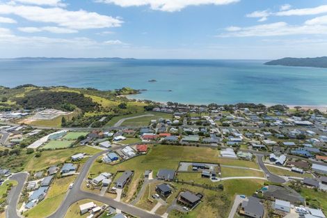 Photo of property in 6 Oden Hill, Coopers Beach, 0420