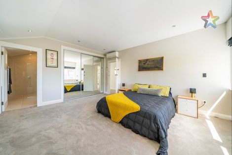 Photo of property in 8g Tawa Street, Eastbourne, Lower Hutt, 5013