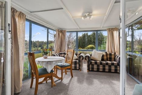 Photo of property in 63 Porter Road, Paparoa, 0571