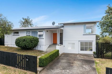 Photo of property in 39 Riverhills Avenue, Pakuranga Heights, Auckland, 2010