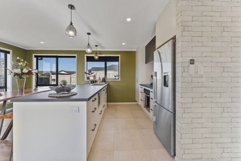 Photo of property in 6 The Terrace, Bell Block, New Plymouth, 4312