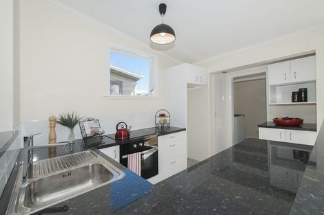 Photo of property in 11 Beach Street, Petone, Lower Hutt, 5012