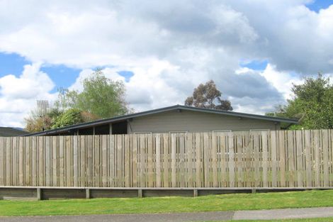 Photo of property in 9 Carter Drive, Pomare, Rotorua, 3015